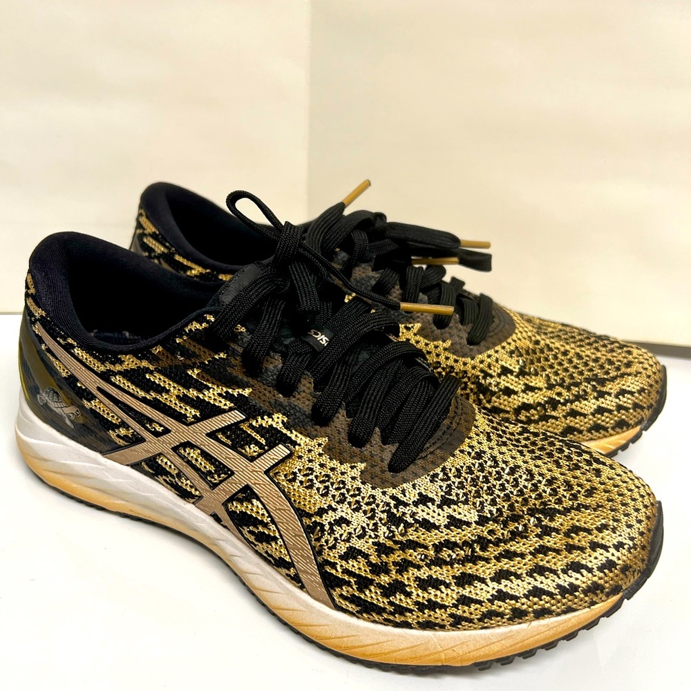 Asics Boston size 6.5
